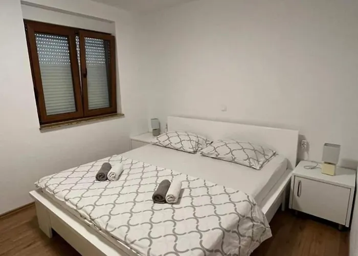 With Parking Space Orebic, Peljesac - 24949 Lejlighed